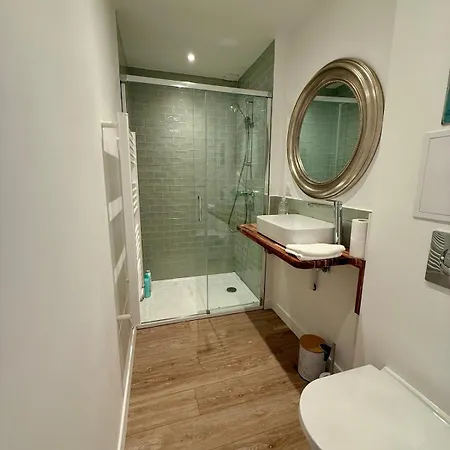 P20 Clim Jacuzzi Proche Centre Nancy