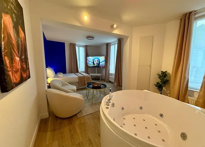 P20 Clim Jacuzzi Proche Centre