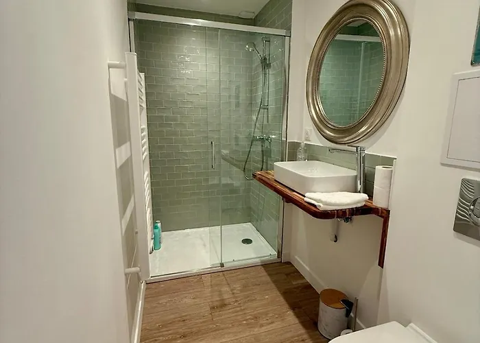 P20 Clim Jacuzzi Proche Centre Nancy